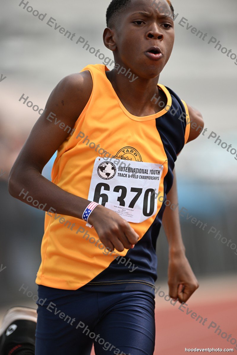 Bib 6370