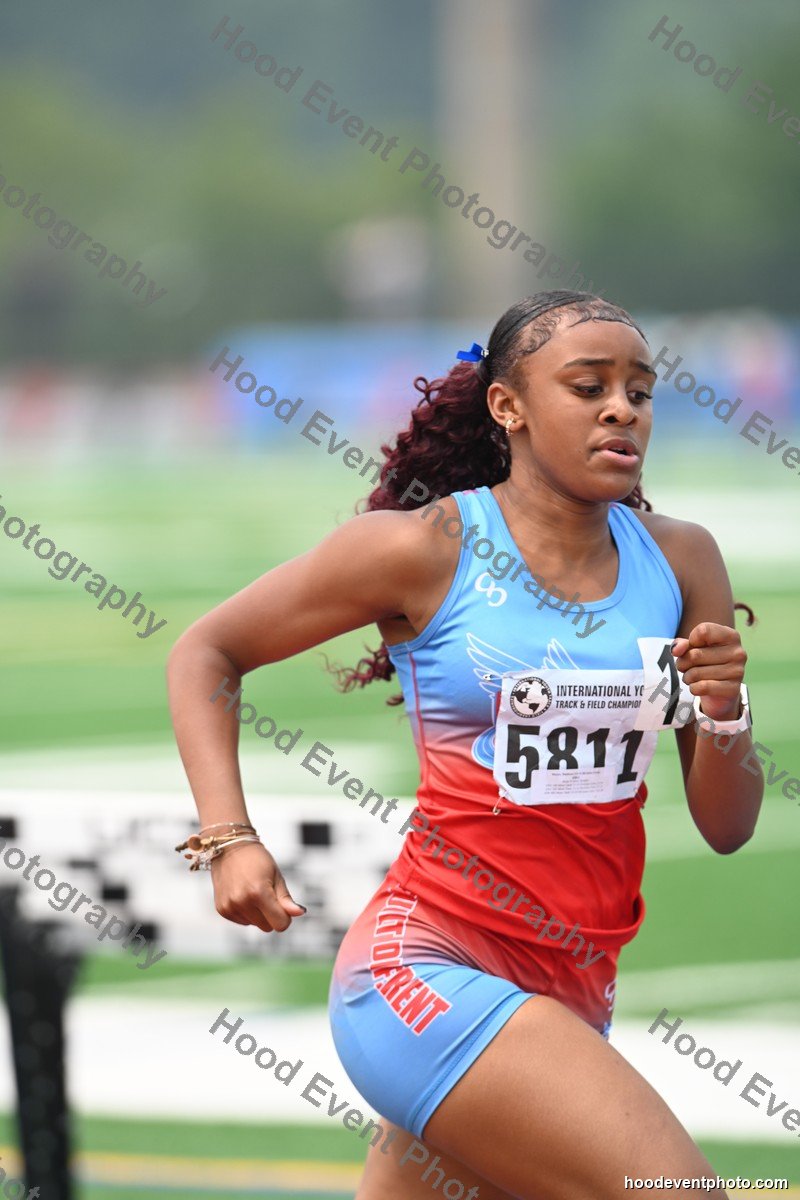 Bib 5811