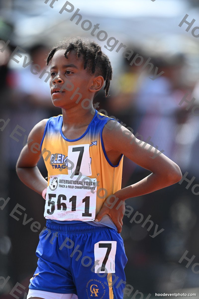 Bib 5611