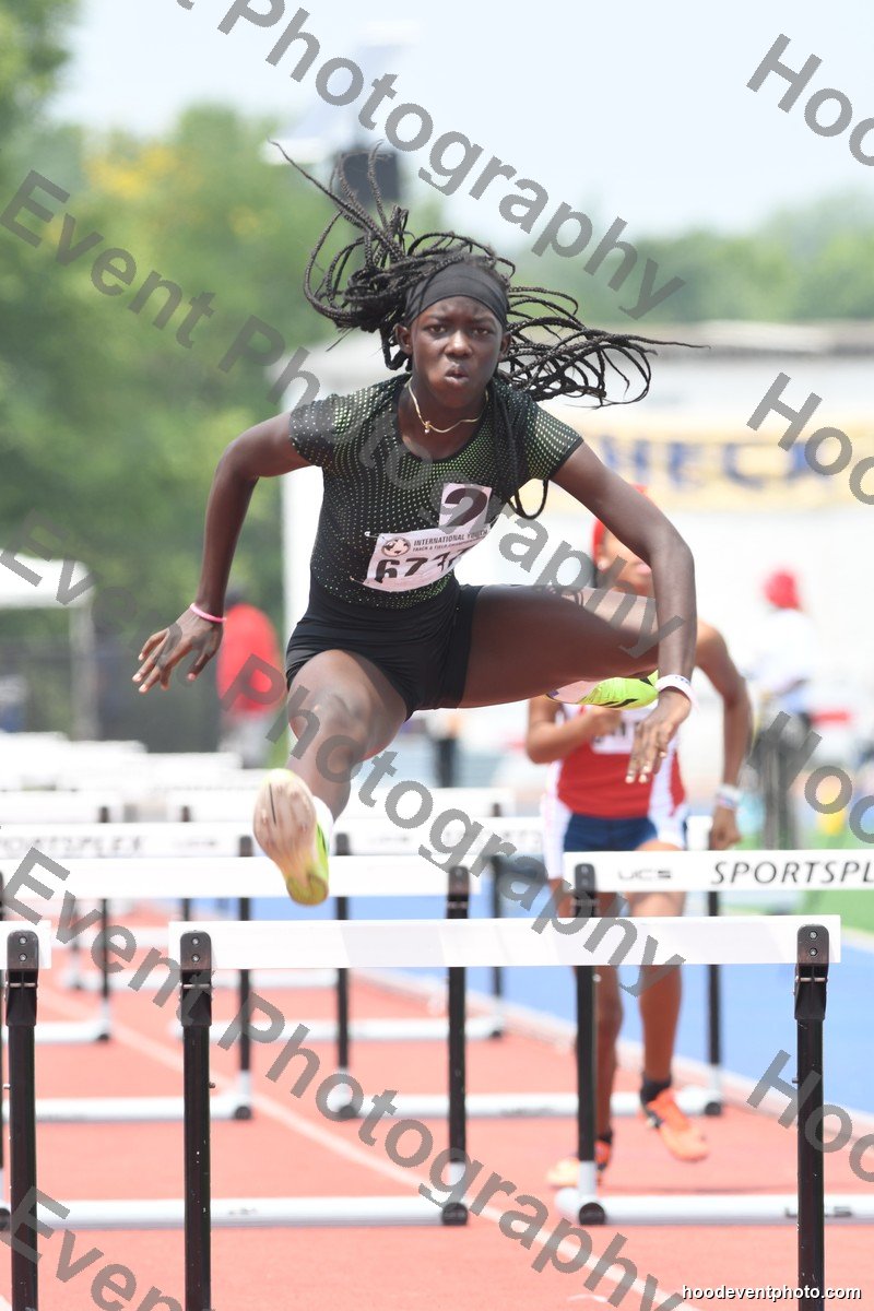 Bib 6737