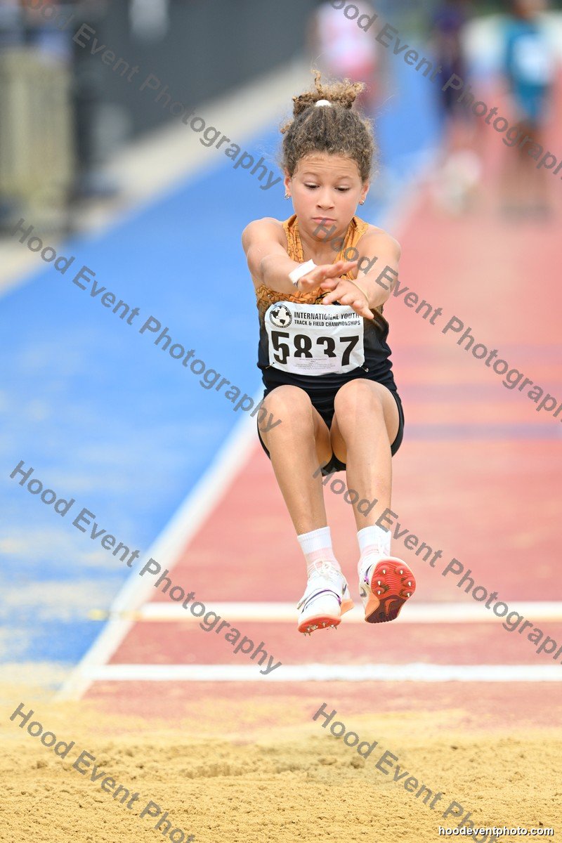 Bib 5837