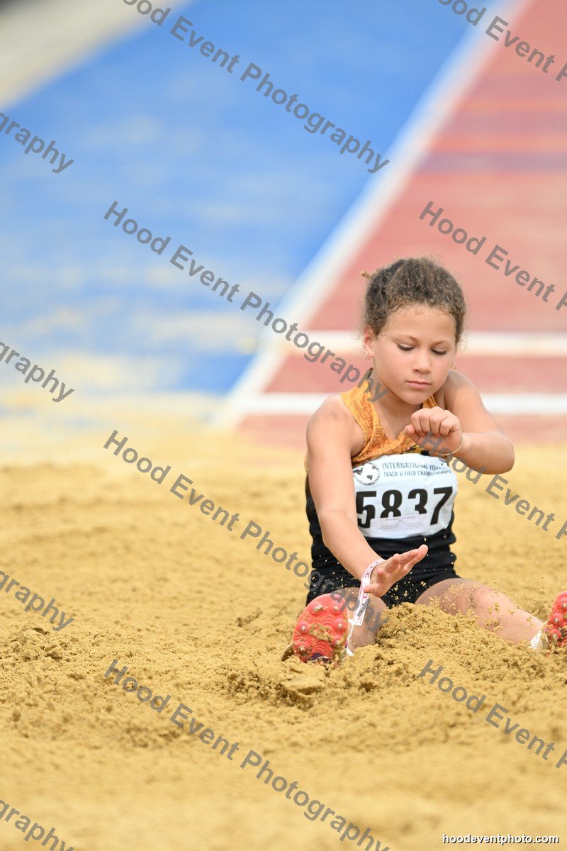 Bib 5837