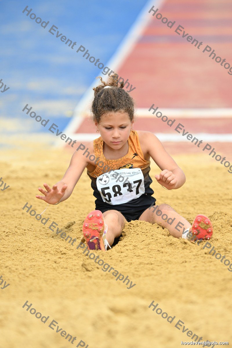 Bib 5837